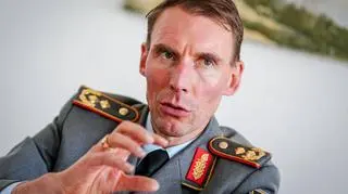 Niemiecki generał ostrzega: Rosja się dozbraja