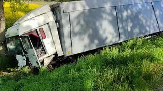 Kierowca ciężarówki trafił do szpitala