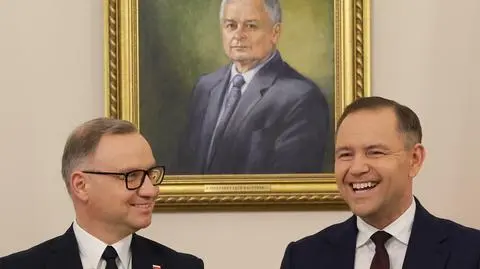 Andrzej Duda i Karol Nawrocki w Pałacu Prezydenckim. Na ścianie portret Lecha Kaczyńskiego (czerwiec 2025)