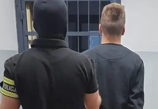 Brutalnie pobili go na placu zabaw, zmarł w szpitalu