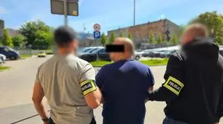Podał się za adwokata, wyłudził od seniorki 70-tysięcy