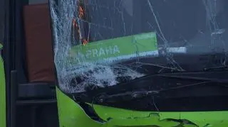 Przednia szyba została zniszczona