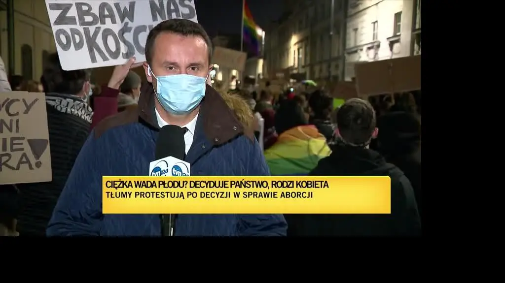 Manifestacja przed kurią warszawską