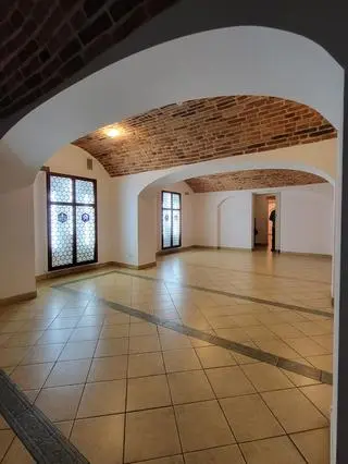 Kamienica po Konsulacie Generalnym Rosji w Krakowie