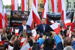 George Simion stanął u boku kandydata PiS na prezydenta Karola Nawrockiego w Zabrzu