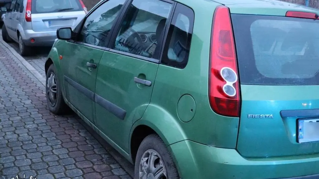 Ukradł zaparkowany samochód
