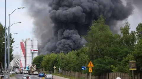 Pożar hali w Siemianowicach Śląskich