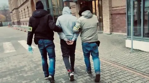 42-letni hydraulik wycinał z piwnic bloków zawory warte setki złotych