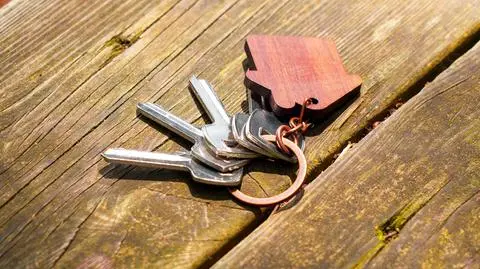 Przez zgubione klucze seniorka straciła oszczędności (zdj. ilustracyjne) 