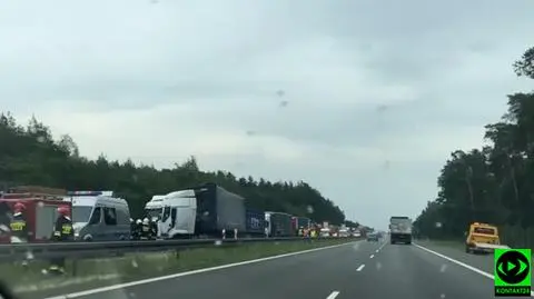Karambol na A4. Zderzyło się sześć tirów