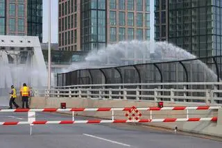 Third Avenue Bridge przestał się obracać z powodu upału