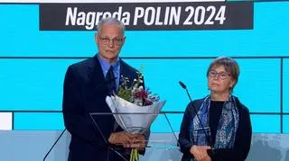 Ewa Teleżyńska-Sawicka and Paweł Sawicki with the POLIN 2024 award