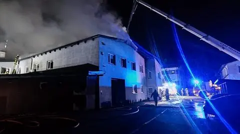 Pożar lakierni w Łężycach