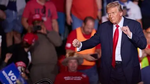 Trump pyta, kto już zagłosował, na wiecu Harris przemówiła Jennifer Lopez. Walka o głosy w Nevadzie