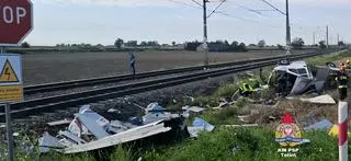 Zderzenie pociągu z kamperem
