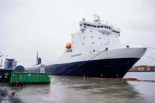 Statek "Finlandia Seaways" w porcie w Haugesund