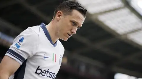 Zieliński odejdzie z Interu? "Jest bardziej narażony od innych"