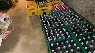 Funkcjonariusze zlikwidowali nielegalną produkcję alkoholu