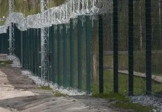 Budują barierę na granicy z Rosją. "Może być częścią ściany dronów"