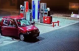 Tankowali na pobliskiej stacji 