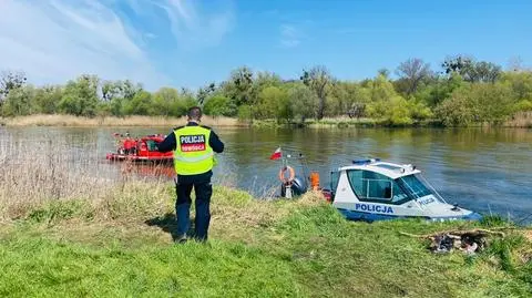 Poszukiwania 22-latka, który w Oławie wszedł do Odry i porwał go nurt