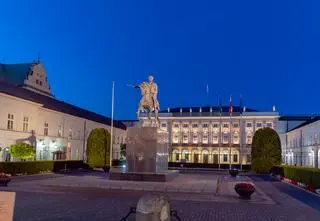 Ostatni sondaż late poll. Wyniki