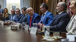 Donald Trump podczas posiedzenia gabinetu