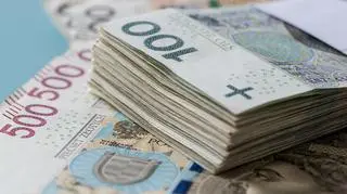 Oszukali starszą kobietę, wpadli tuż po odebraniu pieniędzy