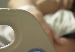 Jakub jechał szybko i bez kasku. Lawinowo rośnie liczba wypadków z udziałem hulajnóg