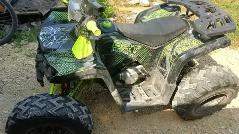 Quadem uderzyli w mur. Jechali pijani i bez kasków