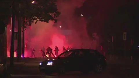 Pseudokibice zaatakowali policjantów