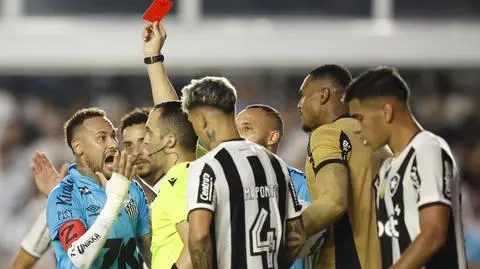 Marna kopia "ręki Boga". Neymar wyrzucony z boiska 