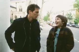 W rolach głównych Hugh Grant i Nicholas Hoult 