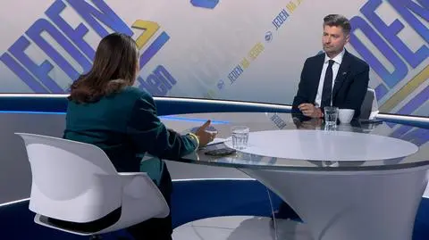 Śmiszek o Ziobrze: wie, że miecz sprawiedliwości nad nim wisi, ma łatkę tchórza