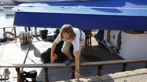 Na pokładzie jest około 500 osób z różnych krajów, w tym szwedzka aktywistka Greta Thunberg