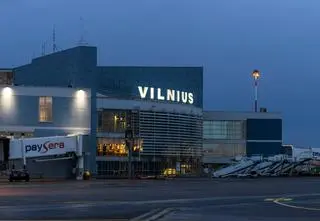 Balony zakłóciły działanie lotniska 