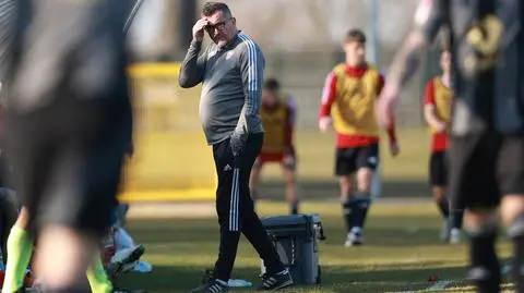 Konflikt za konfliktem. Trener zwolniony mimo dwóch kolejnych awansów 