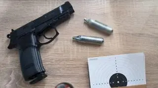 Policjanci zabezpieczyli broń