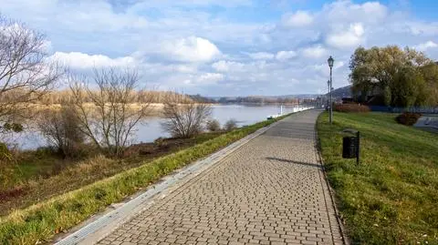 AdobeStock_1795816872