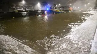 Atak zimy, ryzyko "cofki" na Pomorzu. W TVN24 trwa wydanie specjalne
