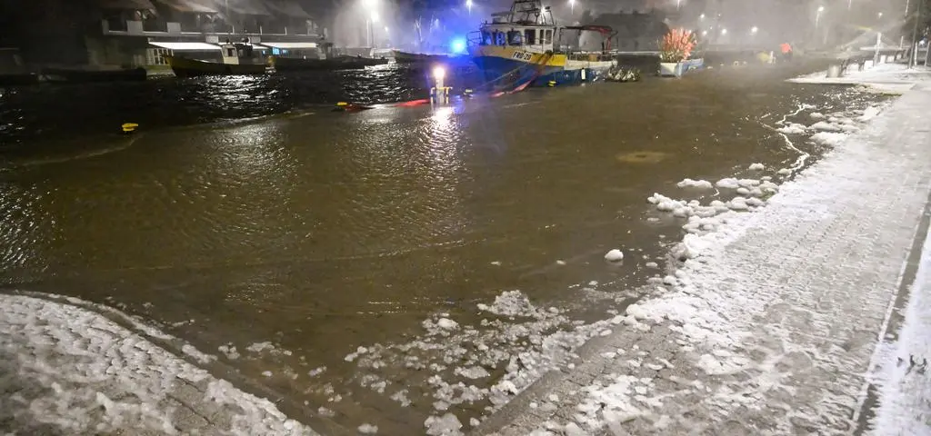 Atak zimy, ryzyko "cofki" na Pomorzu. W TVN24 trwa wydanie specjalne