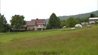 Trwa obława na zabójcę po tragedii w Starej Wsi