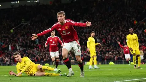 Gol w pierwszej minucie, później nerwy. Owocny debiut na Old Trafford 