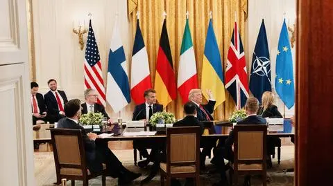 Donald Trump, Wołodymyr Zełenski i przedstawiciele koalicji chętnych w Waszyngtonie