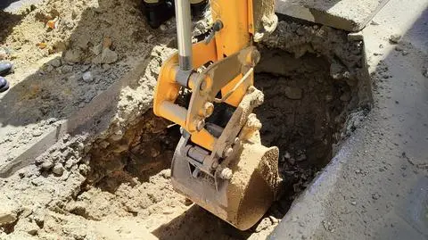Uszkodzony gazociąg podczas prac kanalizacyjnych