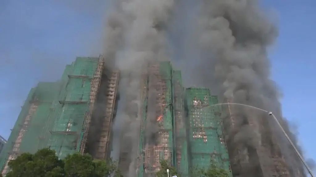 Przebieg pożaru w Hongkongu