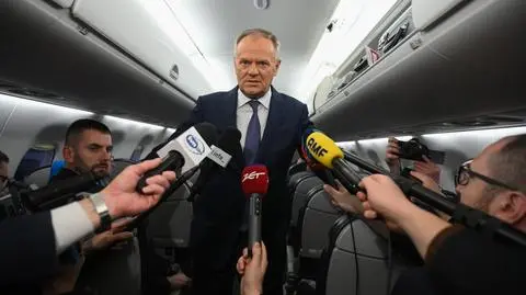 Donald Tusk w samolocie do Berlina