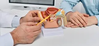 Mężczyzna ma wynik "w normie", więc chowa go do szuflady. A może mieć raka