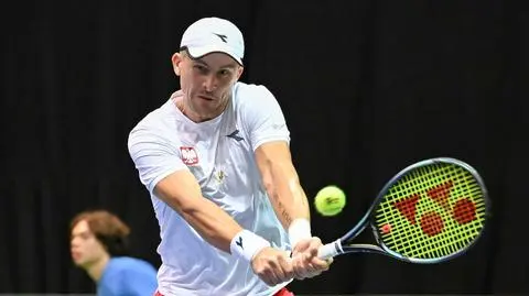 Liderzy rankingu pokonani. Debliści przedłużyli szanse Polski w Pucharze Davisa