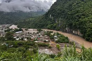 Powódź w Meksyku. Zniszczenia w gminie Hidalgo 